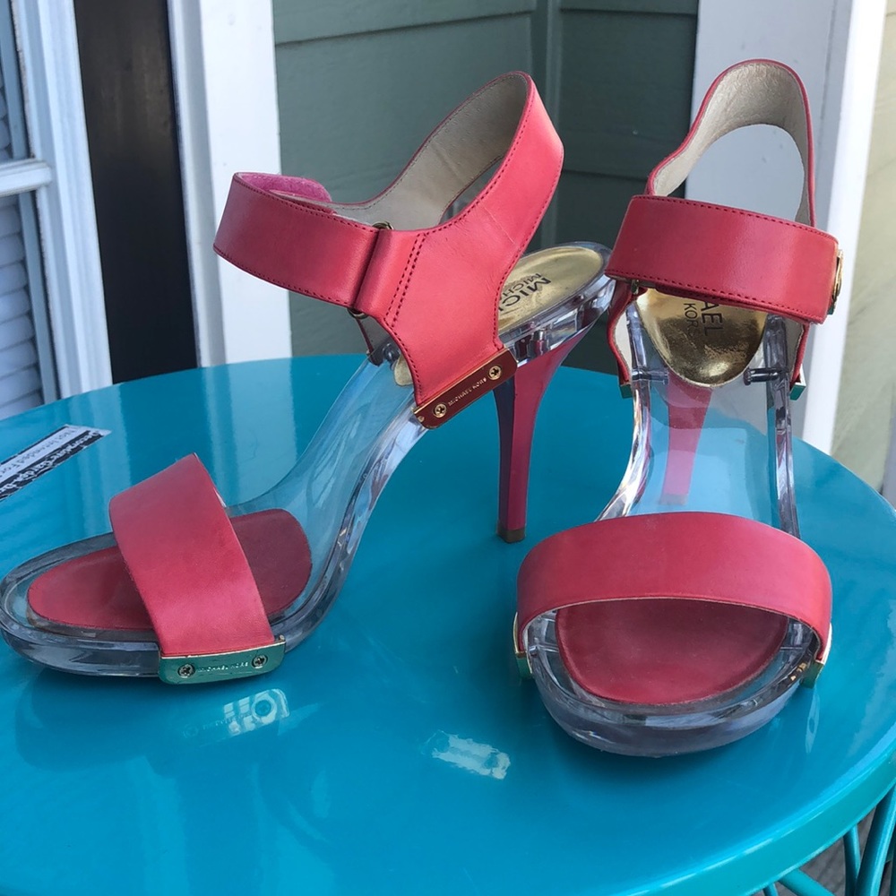 Michael Kors coral 4 inch heels